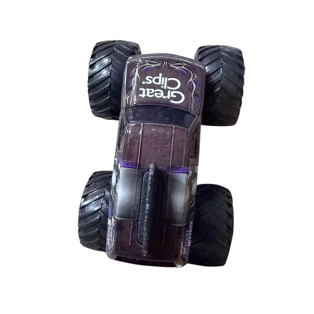 Monster Jam Great Clips Mohawk Warrior Purple Black Diecast Monster Truck 1:64